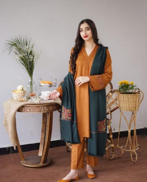 URGE DHANAK 3PC EMBROIDERED